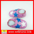 2016 Chinese traditional white and blue star cow leather embroidered comfortable baby shoes